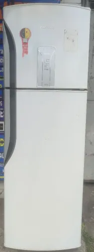 Geladeira Panasonic