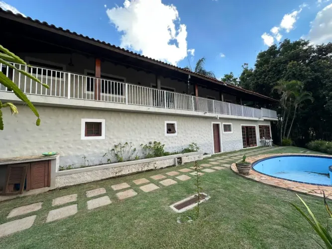 Casa para Locação em Condomínio Fechado