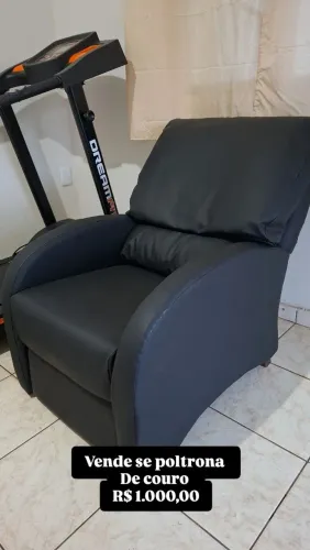 Poltrona de couro 