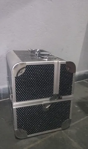Vendo tds semi novos vai todos os materiais mais a maleta