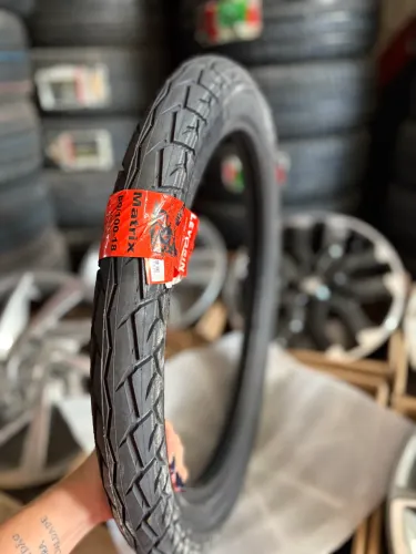 Pneu 80/100R18 Levorin Matrix uso s/ câmara
