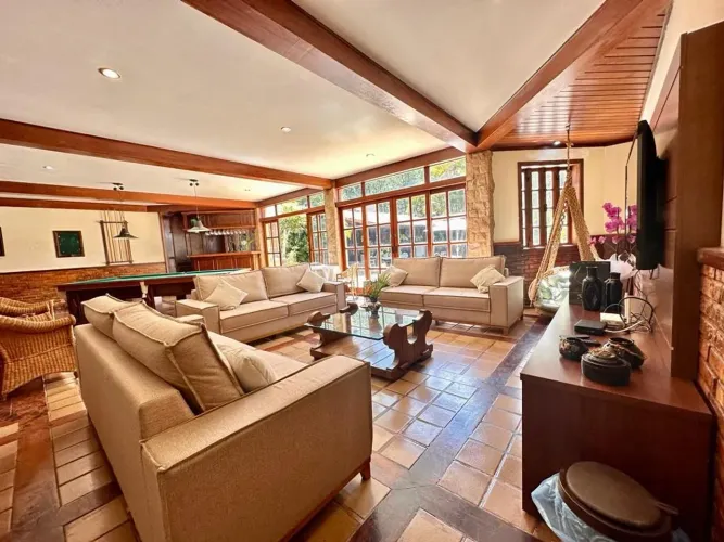 Casa com 10 dormitórios, 660 m² - venda por R$ 2.900.000,00 ou aluguel por R$ 2.795,00/dia
