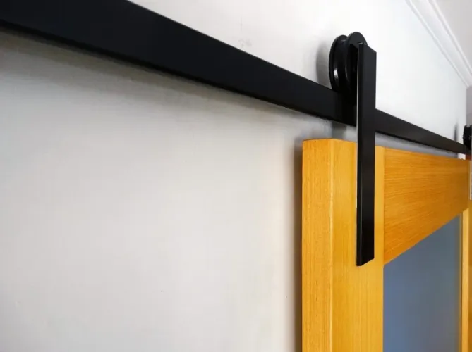 Kit Porta de Correr Aparente Geris 2m Preto Alumínio (Novo)