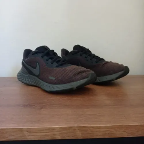 tênis de academia feminino - 35 - nike original - preto