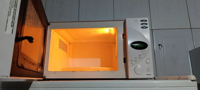 Micro-ondas Electrolux 30 litros