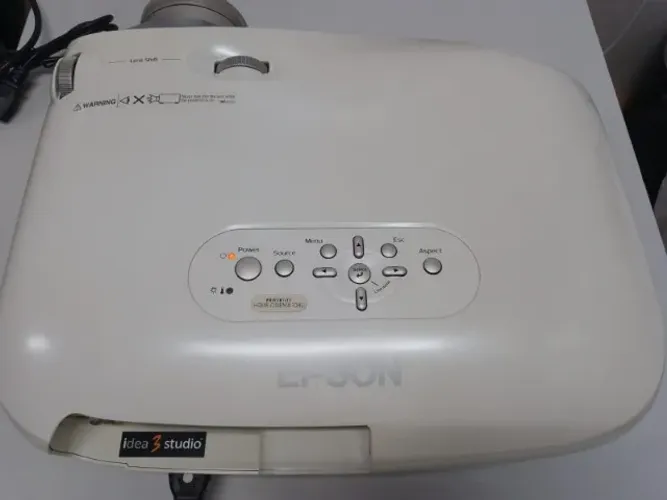 Projetor Epson PowerLite Home Cinema 1080 Full HD 1080p + Controle Original (Usado)