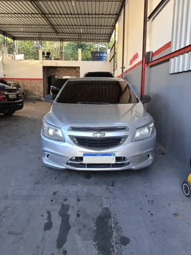 Chevrolet Onix Hatch LT 1.0 8V Flex Power Mec. 4P 2016