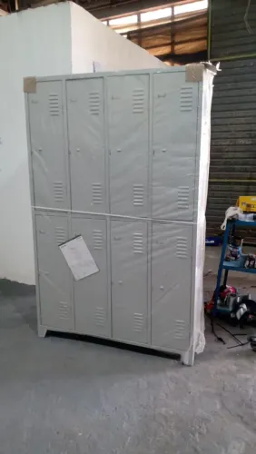 Armário de aço roupeiro para funcionários com 8 portas longas em até 10x sem juros 