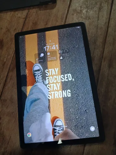 Tablet A9+ para leitura, estudos e assistir séries