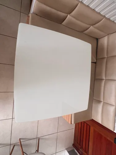 MESA DE JANTAR 4 LUGARES