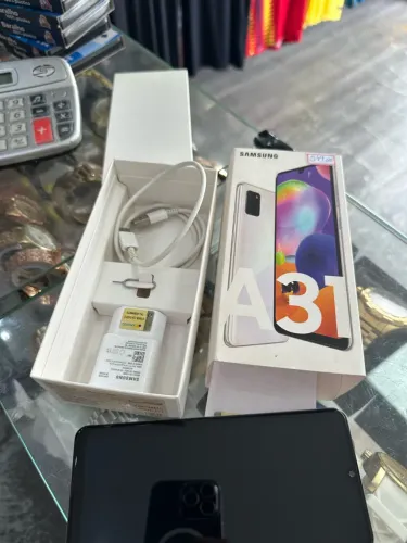 Samsung a31 128gb na caixa perfeito