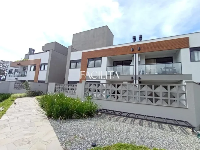 Apartamento com 2 quartos no bairro Lagoa da Conceição, Florianópolis