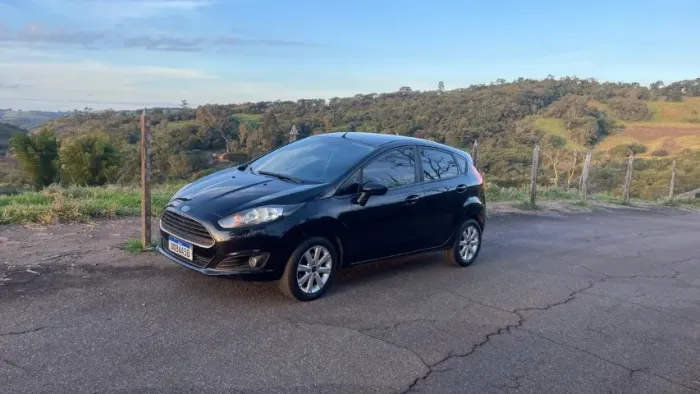 Ford Fiesta 1.5 16V Flex Mec. 5P 2014