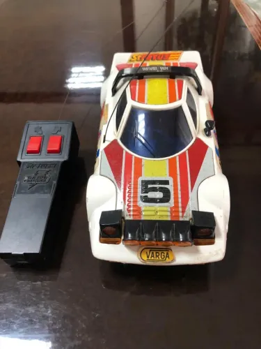 Carrinho de controle remoto vintage de 1979, Stratus da Estrela