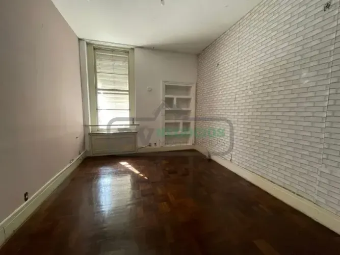 GS- Sala comercial numa localização privilegiada no Centro - Juiz de Fora - MG
