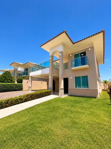 Casa dúplex de 04 suites na zona leste