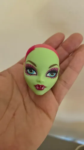 Monster High cabeça vênus para custom