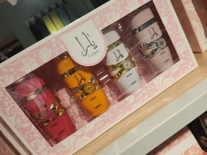 Kit Perfumes Árabes Yara Lattafa 25ml Cada | Importado Original