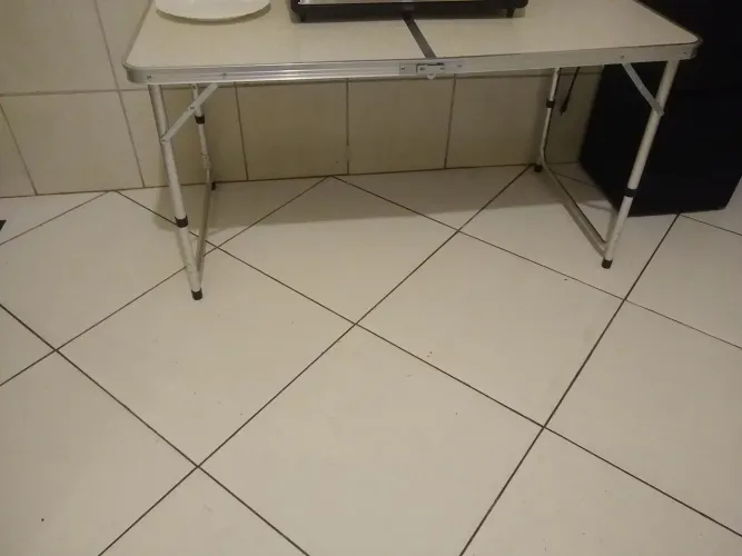 Mesa dobrável (camping)
