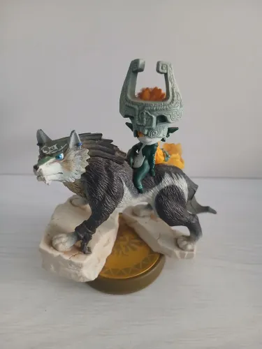 Boneco Wolf Link e Midna Amiibo The Legend of Zelda