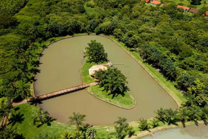 Terreno de 1500m² à venda em condomínio - Residencial Fazenda Santa Maria