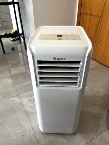 AR CONDICIONADO PORTÁTIL GREE 12.000 BTU USADO ALGUMAS VEZES APENAS
