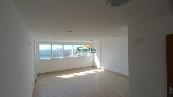 Sala à venda em Parque Residencial Laranjeiras - Serra/ES