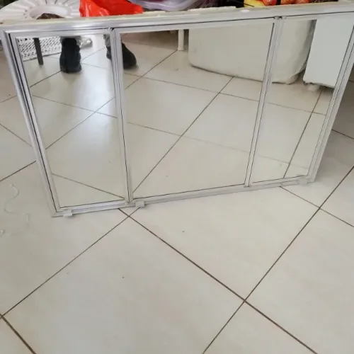 Armário/Espelho de banheiro de embutir 3 folhas
