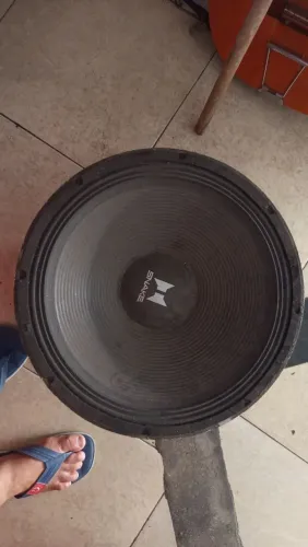 Alto falante de 18 polegadas 