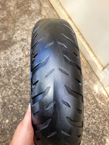 Pneu Michelin 140/70/17