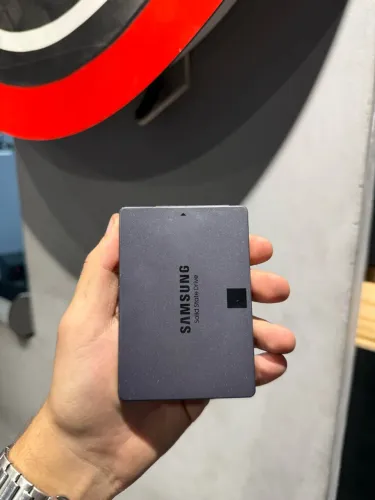 SSD SAMSUNG 4TB QVO SEMI NOVO
