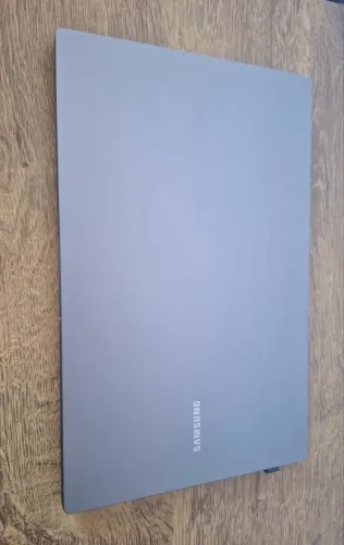 Ultrabook Placa Nvidea CAIXA 3 meses uso