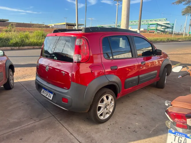 Fiat Uno WAY 1.4 EVO Fire Flex 8V 5P 2012