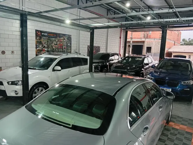 Vendo estética automotiva funcionando normalmente