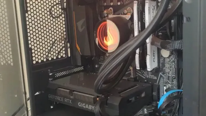 Placa de vídeo GIGABYTE GeForce RTX 3060 12gb _ Semi Nova