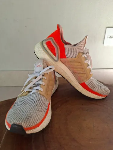 Tenis adidas 