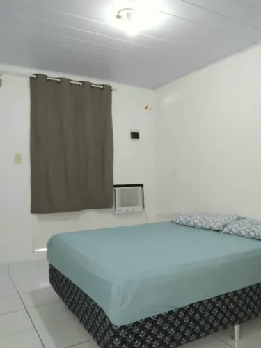 Apto no Vieiralves - Prox Manauara -  Mensal 1.650,00 Diaria 80,00 - Incluso Agua Luz Wifi