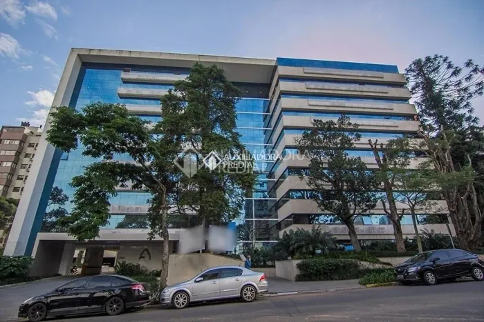 Sala comercial com 45 m² ? Av. Cristóvão Colombo ? Porto Alegre