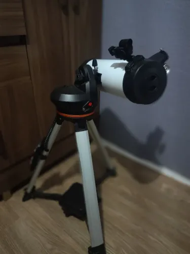 Telescópio Celestron 114LCM