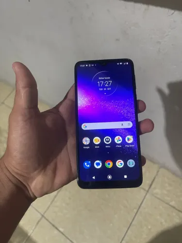Vende-se moto G one macro 64 gb ou troca em outro aparelho mais novo,