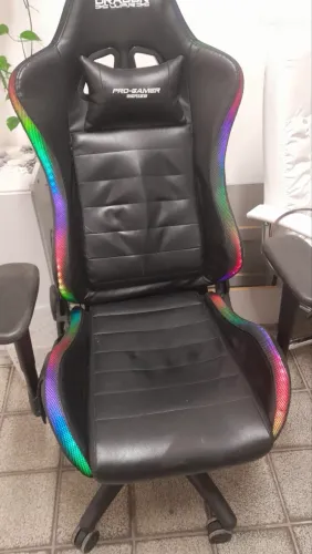 Cadeira Gamer com led da marca dragon war 