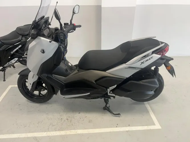 XMAX 250 CONECTION