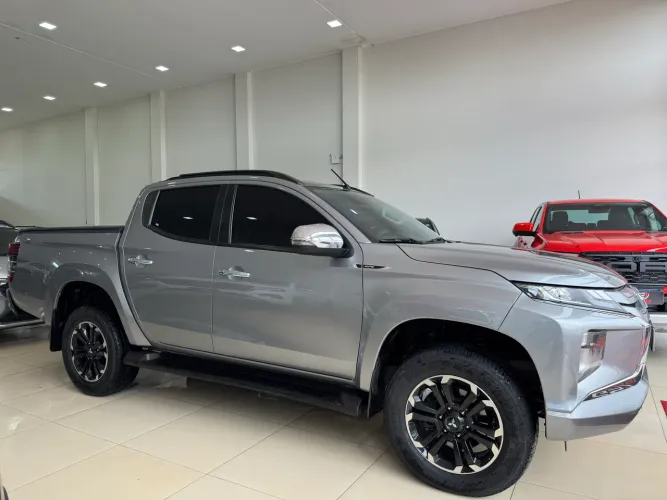 Mitsubishi L200 Triton Sport HPE 2.4 CD Diesel Aut. 2024