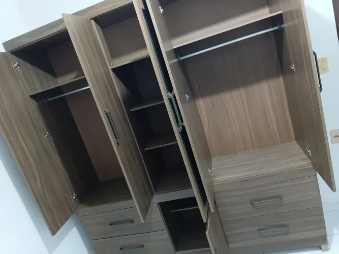 Guarda roupa casal Semi Novo