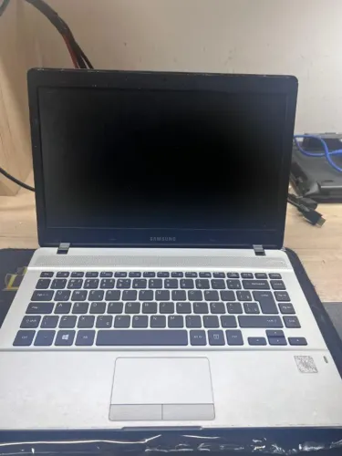 Notebook Samsung NP370E4K