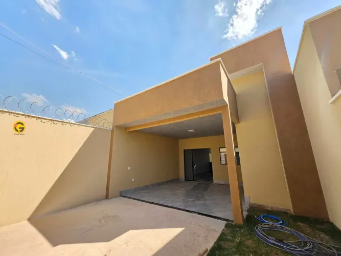 CASA À VENDA VEIGA JARDIM | APARECIDA DE GOIÂNIA 3 quartos, com quintal, área gourmet