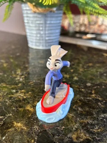 Boneco Judy Hopps Surfista Zootopia Disney
