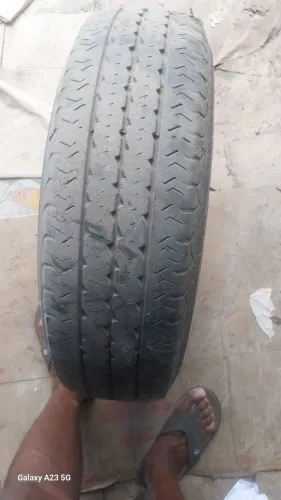 Pineu aro 185 14 pirelli com jante