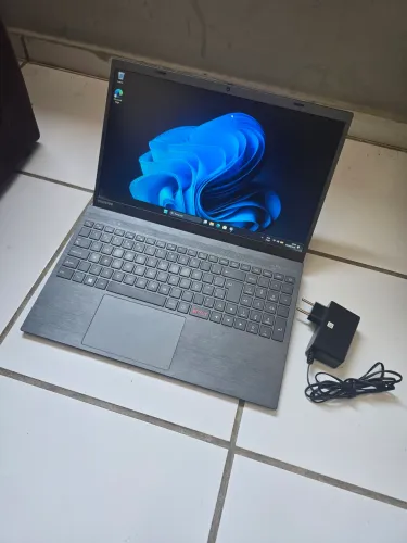 Vendo notebook positivo 