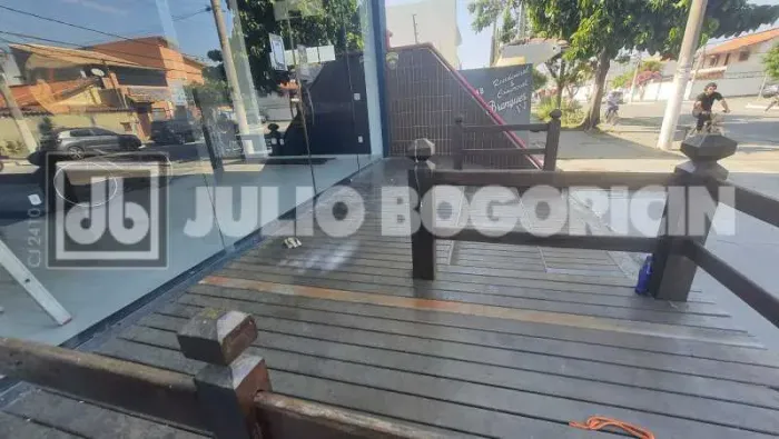 Oportunidade comercial para sua empresa disponível para locação no Novo Portinho em Cabo F